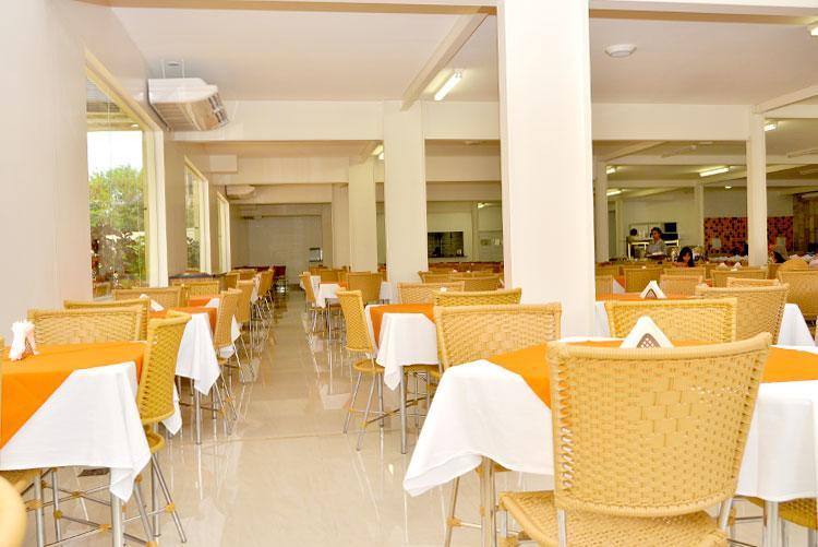 Diroma Exclusive - Piscinas Termais 24 Horas, Sauna, Copa Da Mamae, Limpeza Diaria, Estacionamento Gratis! Caldas Novas Exterior photo